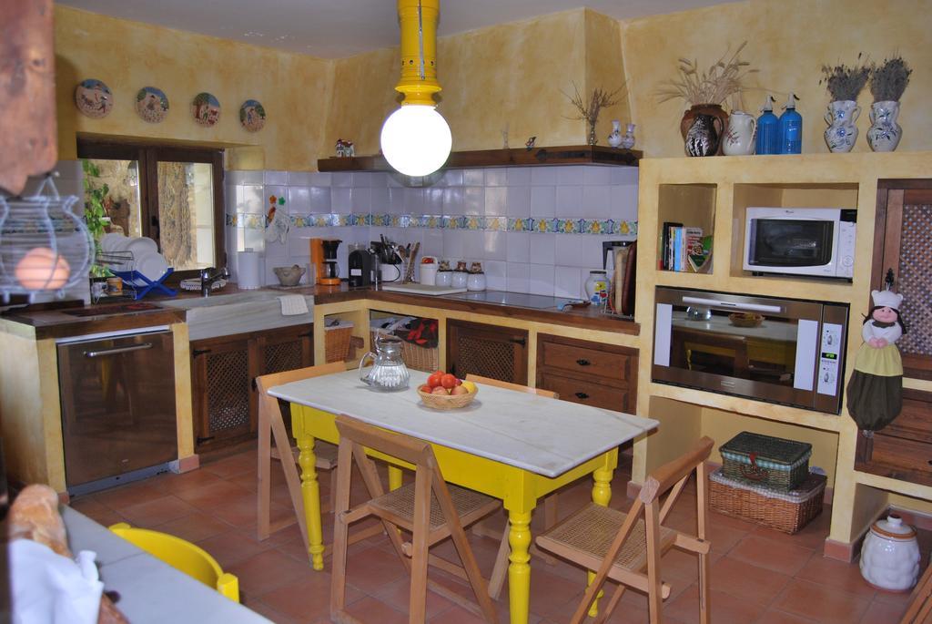 La Casa De San Gil Pension Atienza Buitenkant foto